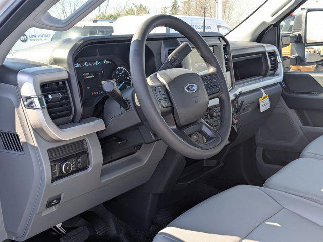 new 2025 Ford F-250 car, priced at $47,720