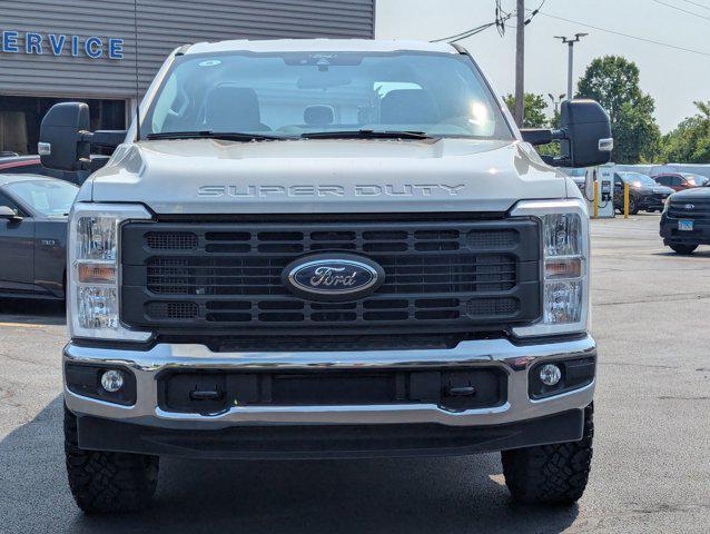 new 2025 Ford F-350 car, priced at $68,220