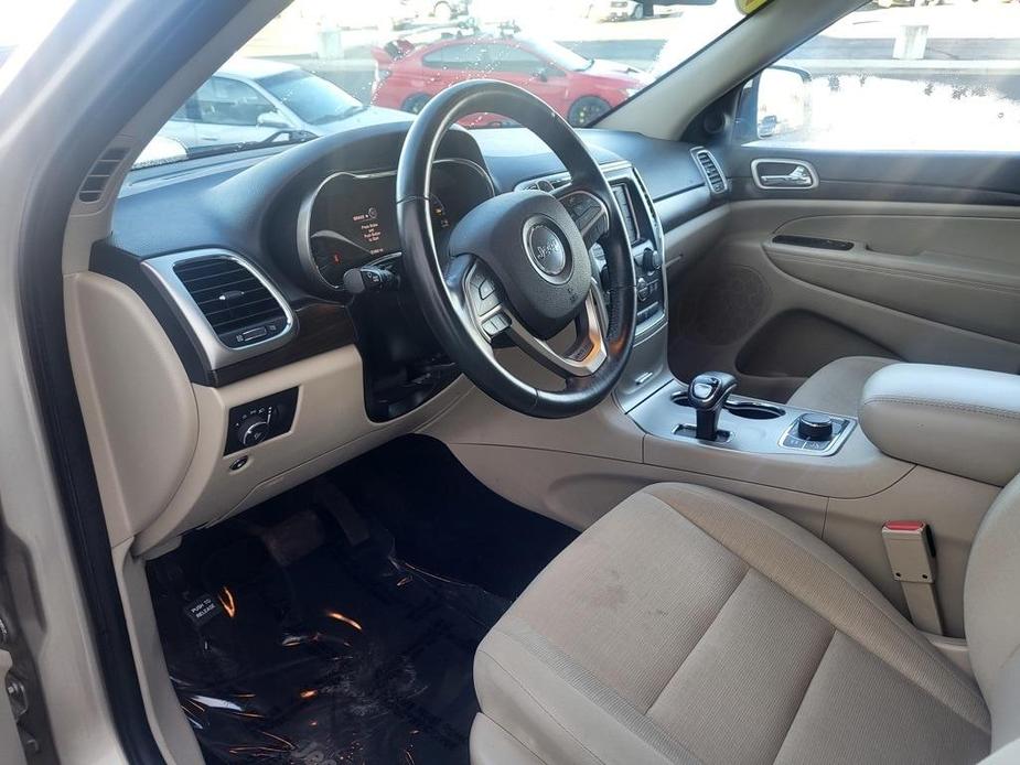 used 2014 Jeep Grand Cherokee car, priced at $16,644