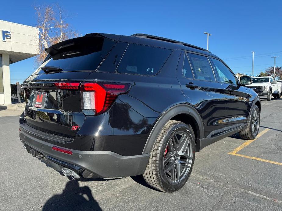 new 2025 Ford Explorer car