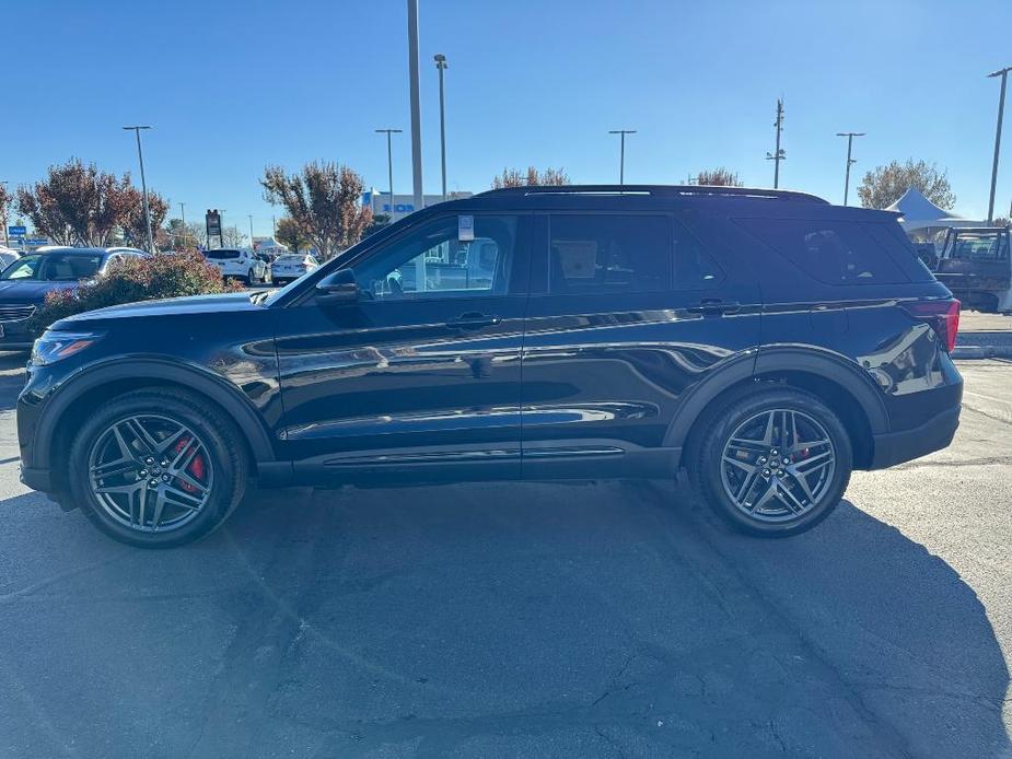 new 2025 Ford Explorer car