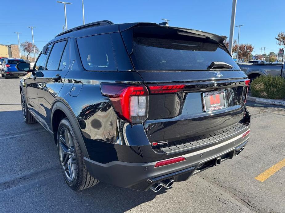 new 2025 Ford Explorer car