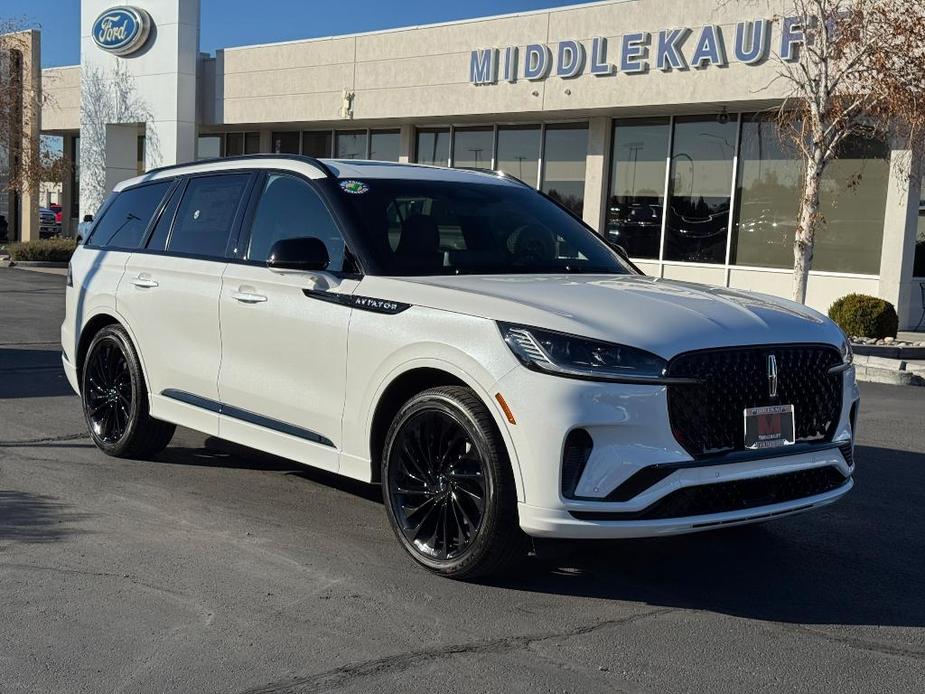 new 2025 Lincoln Aviator car, priced at $85,110