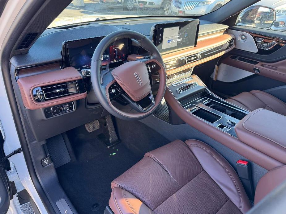 new 2025 Lincoln Aviator car, priced at $85,110