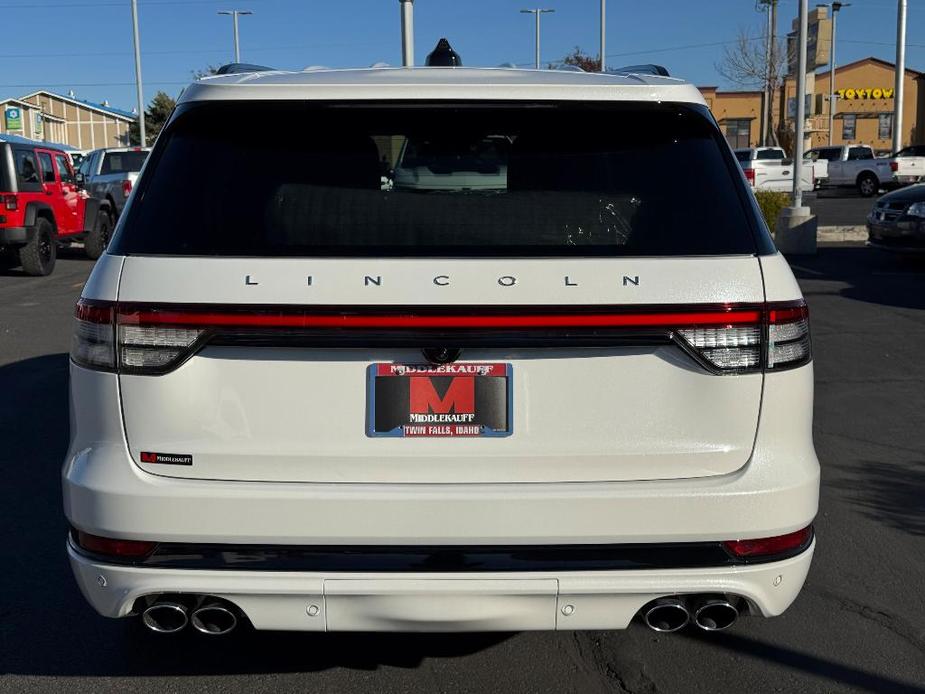 new 2025 Lincoln Aviator car, priced at $85,110