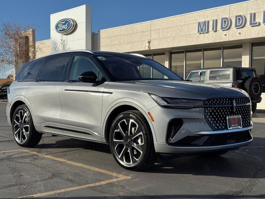 new 2025 Lincoln Nautilus car, priced at $66,105