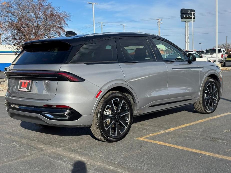 new 2025 Lincoln Nautilus car, priced at $66,105