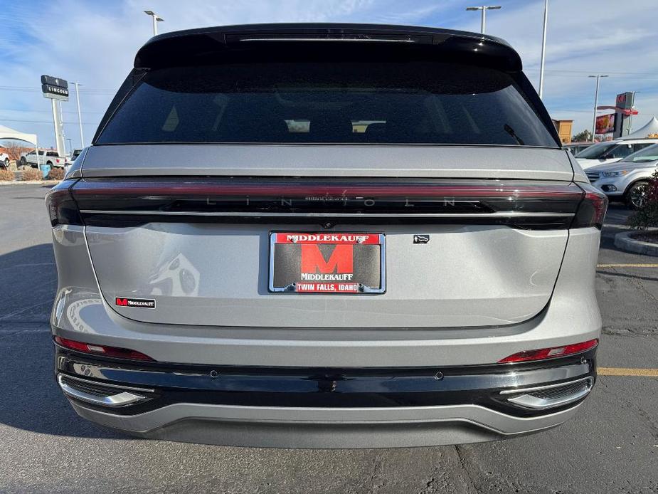 new 2025 Lincoln Nautilus car, priced at $66,105