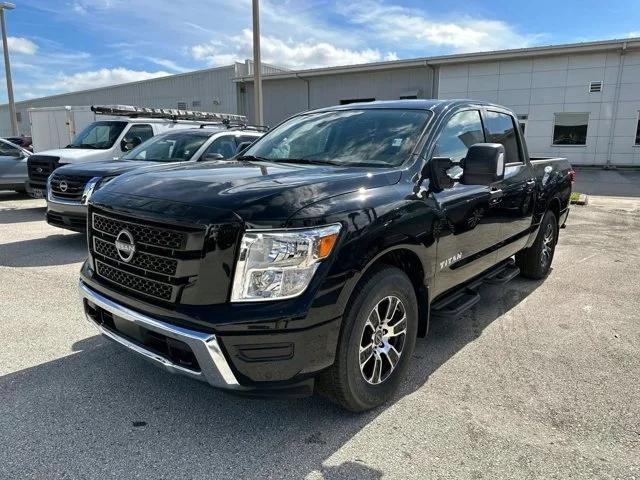 new 2024 Nissan Titan car, priced at $47,127