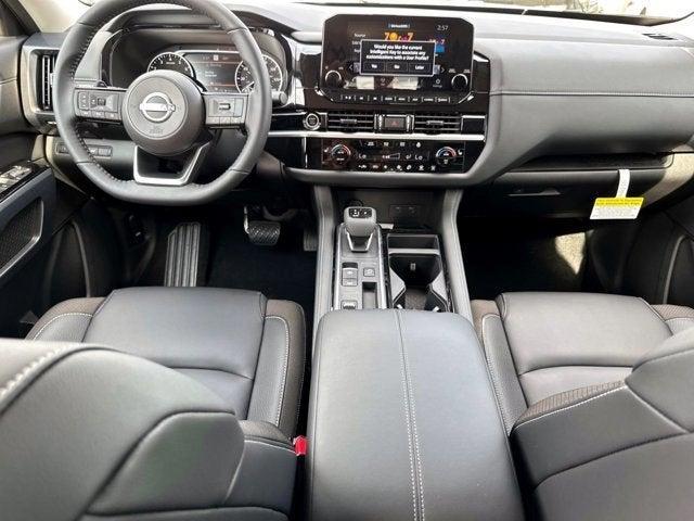 new 2024 Nissan Pathfinder car, priced at $42,581