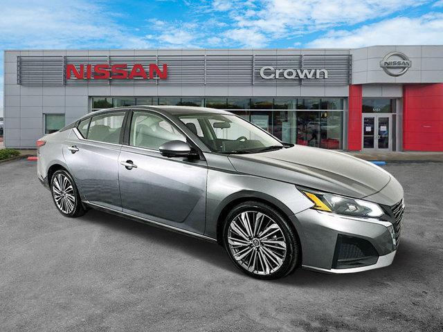 used 2023 Nissan Altima car, priced at $23,151