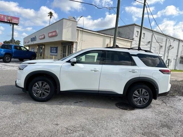 new 2024 Nissan Pathfinder car, priced at $37,028