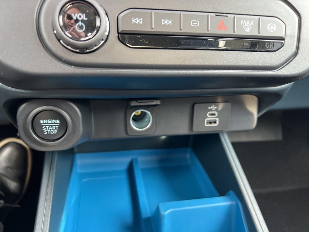 new 2025 Ford Maverick car, priced at $35,609