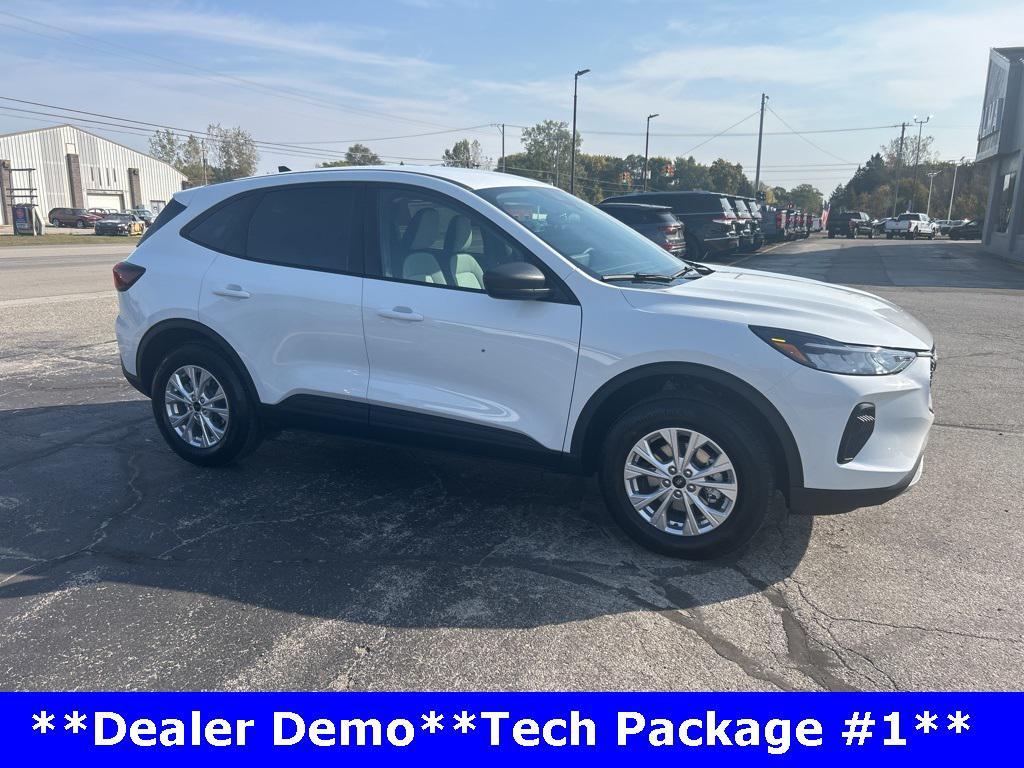 new 2025 Ford Escape car, priced at $30,980