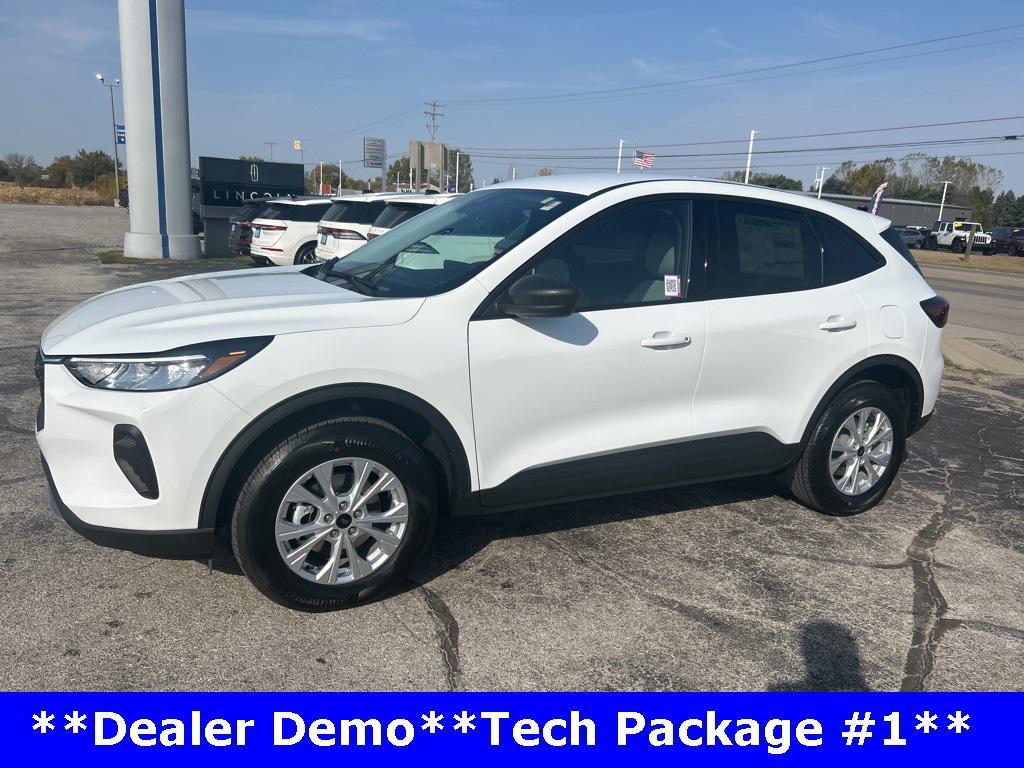 new 2025 Ford Escape car, priced at $30,980