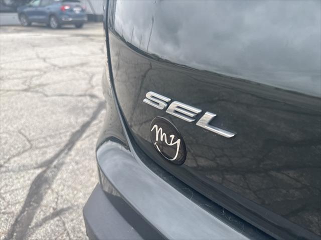 used 2022 Ford Edge car, priced at $26,277
