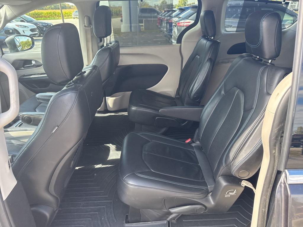used 2021 Chrysler Pacifica car, priced at $17,991
