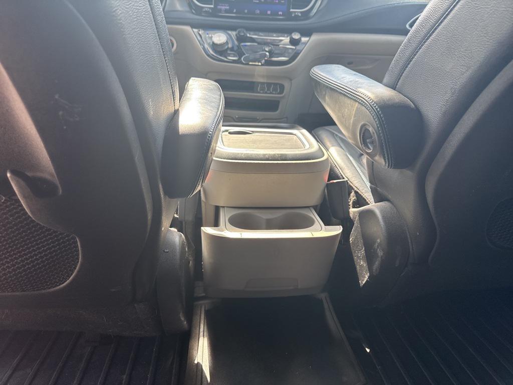 used 2021 Chrysler Pacifica car, priced at $17,991