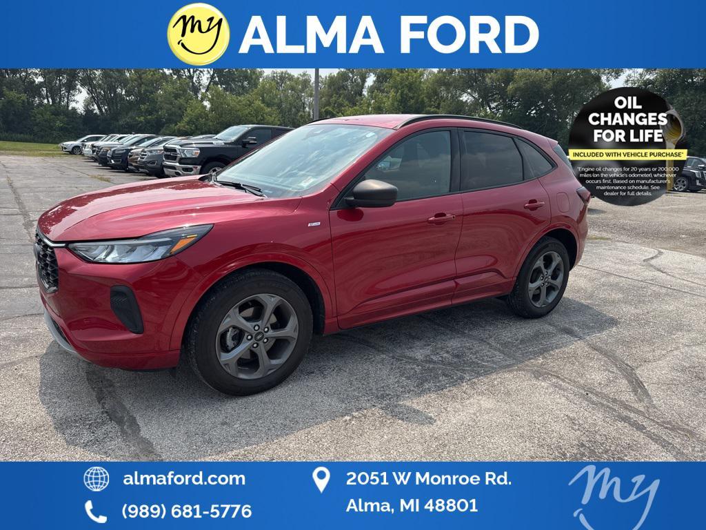 used 2023 Ford Escape car, priced at $25,052