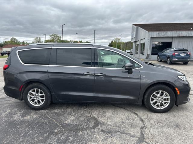 used 2021 Chrysler Pacifica car, priced at $22,315