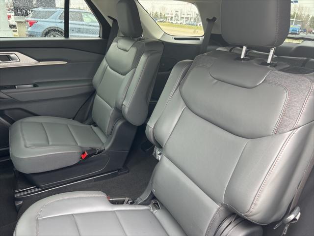 new 2025 Ford Explorer car, priced at $44,704
