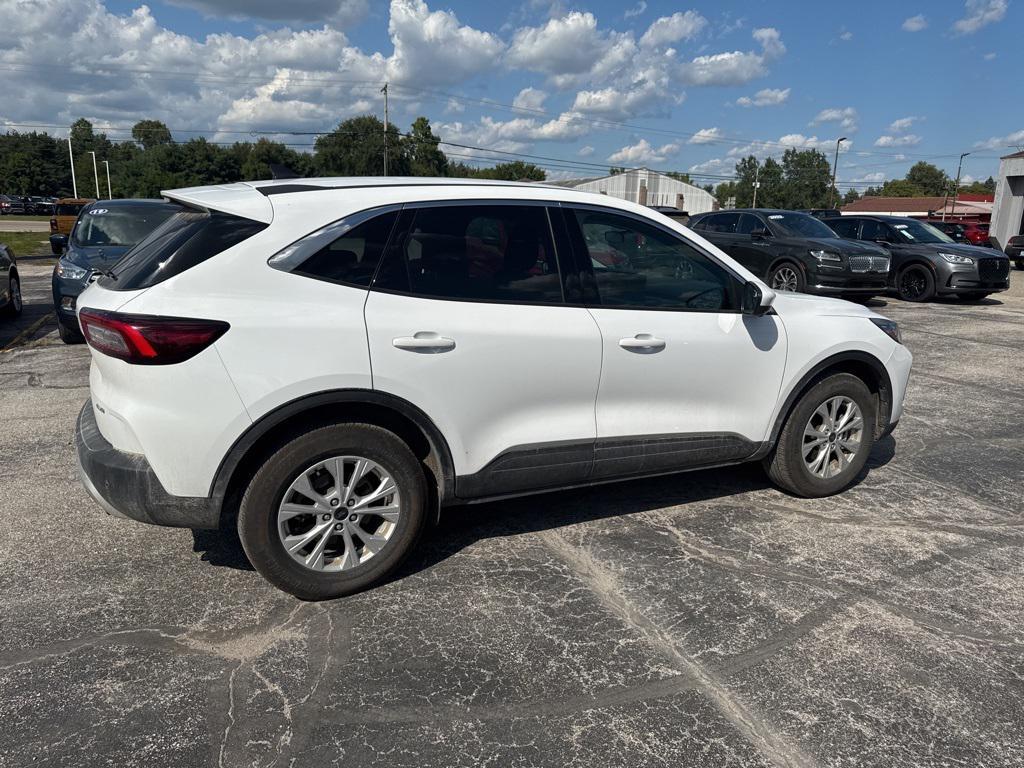 used 2023 Ford Escape car, priced at $25,192