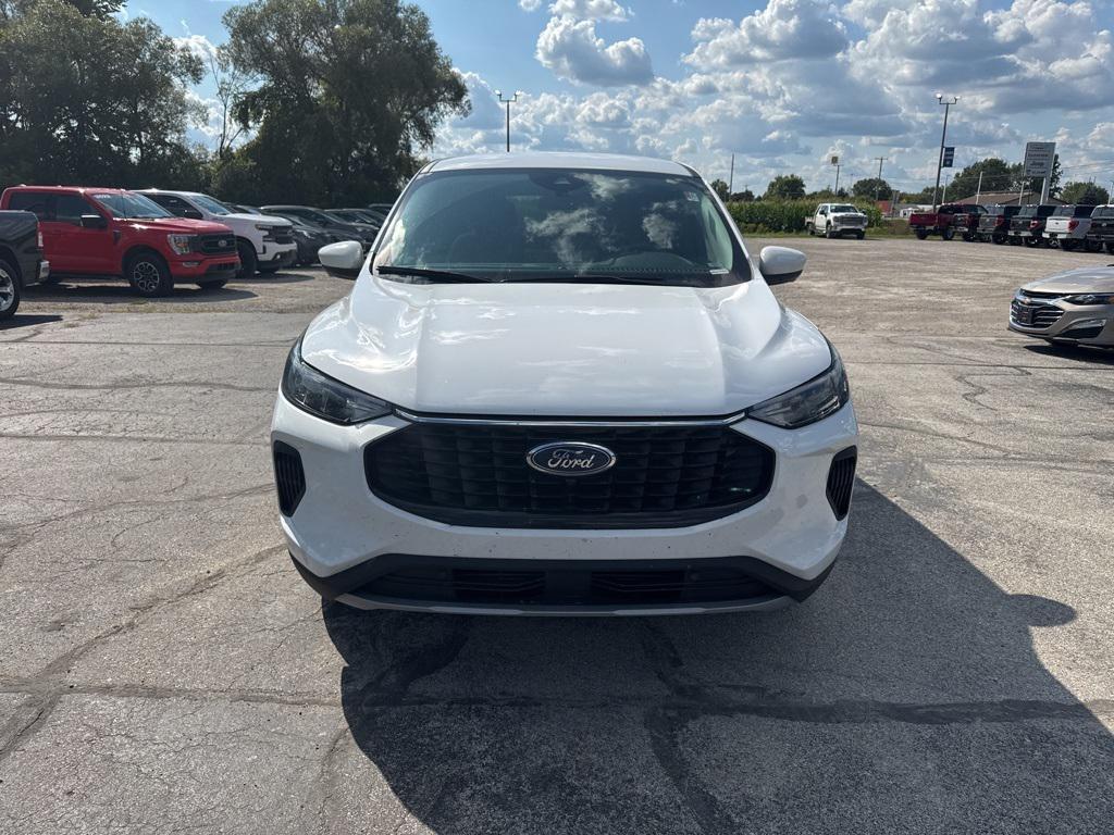 used 2023 Ford Escape car, priced at $25,192