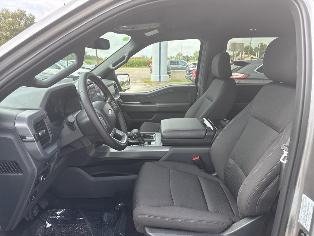 new 2025 Ford F-150 car, priced at $55,870