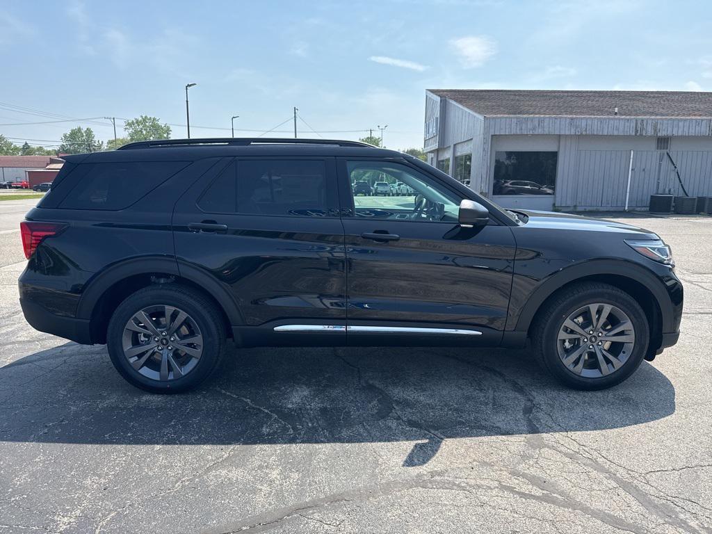 new 2025 Ford Explorer car, priced at $45,796