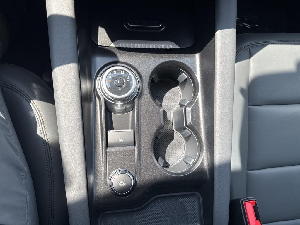 new 2025 Ford Explorer car, priced at $45,796