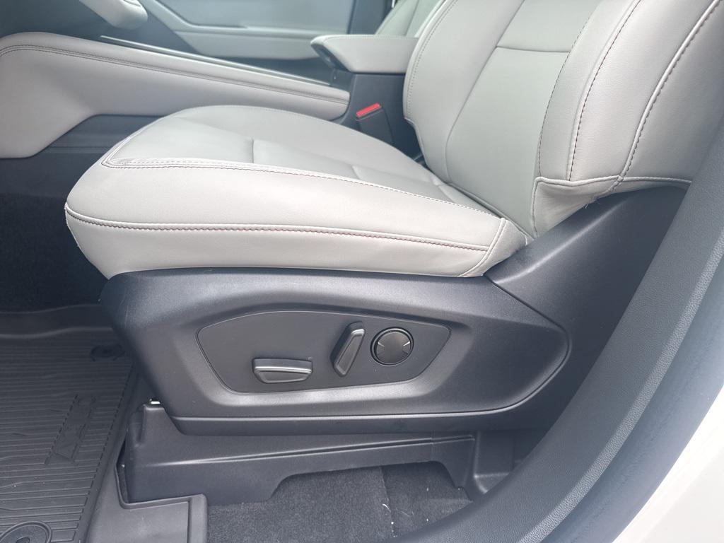 new 2025 Ford Explorer car, priced at $47,497