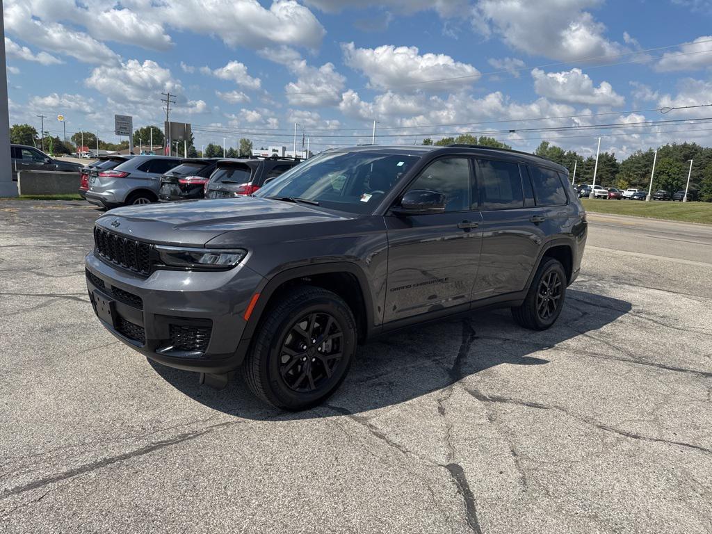 used 2024 Jeep Grand Cherokee L car, priced at $29,985