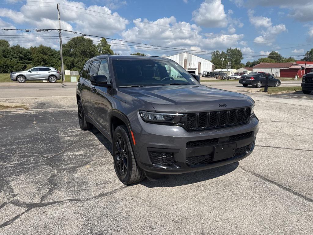 used 2024 Jeep Grand Cherokee L car, priced at $29,985