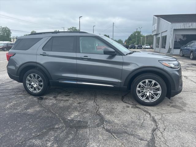 new 2025 Ford Explorer car, priced at $45,638