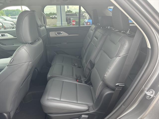 new 2025 Ford Explorer car, priced at $45,638