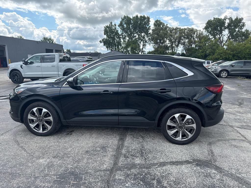 used 2023 Ford Escape car, priced at $22,984