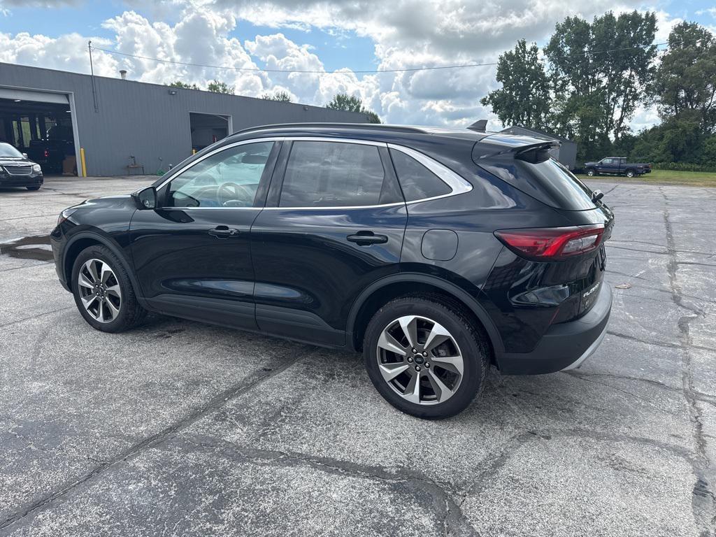 used 2023 Ford Escape car, priced at $22,984