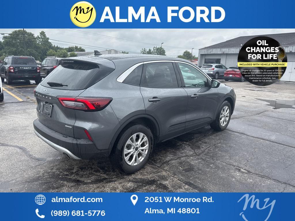 used 2023 Ford Escape car, priced at $25,964