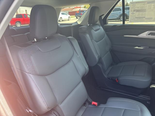 new 2025 Ford Explorer car, priced at $44,704