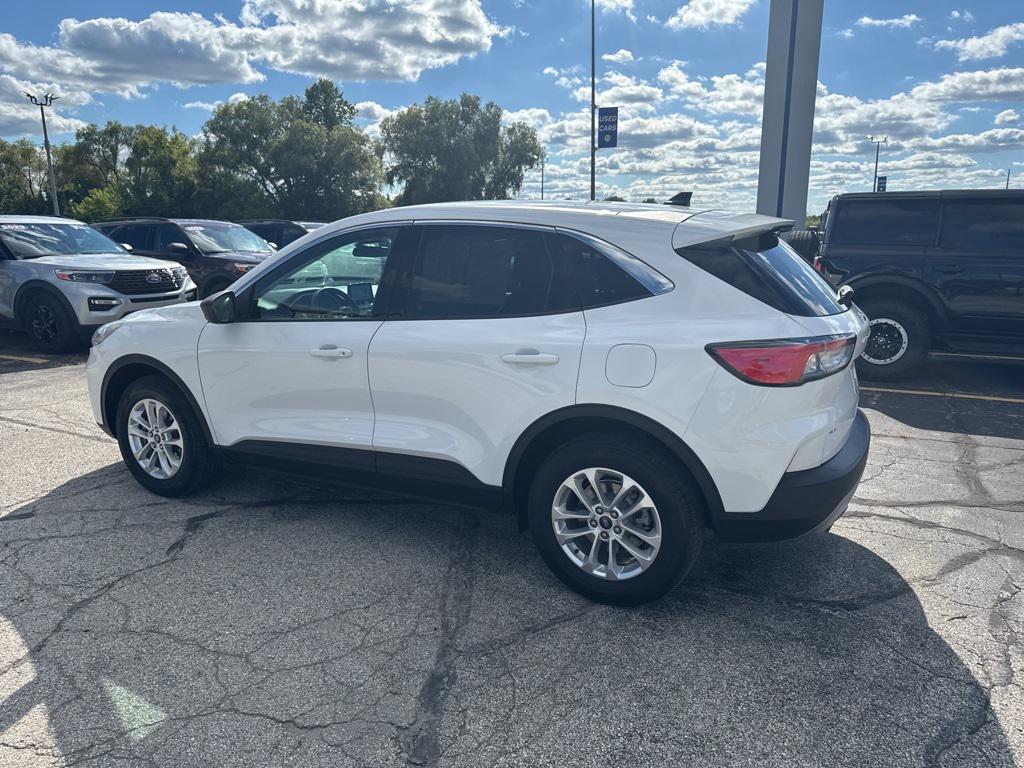 used 2022 Ford Escape car, priced at $18,994