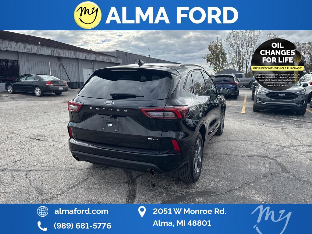 used 2023 Ford Escape car, priced at $25,891