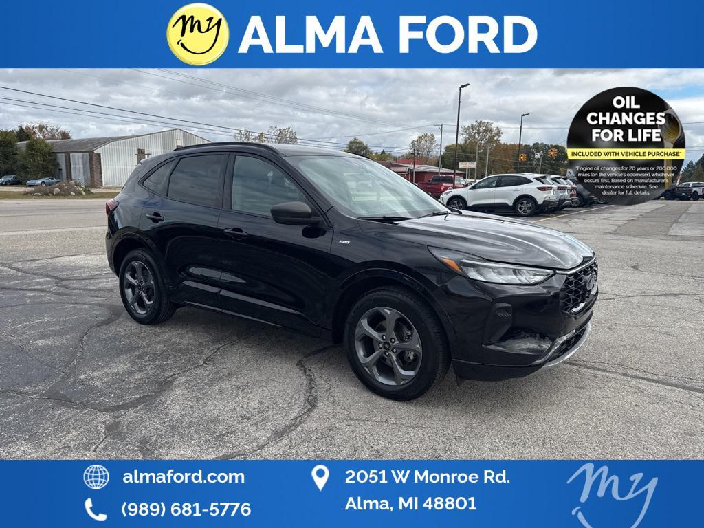 used 2023 Ford Escape car, priced at $25,891