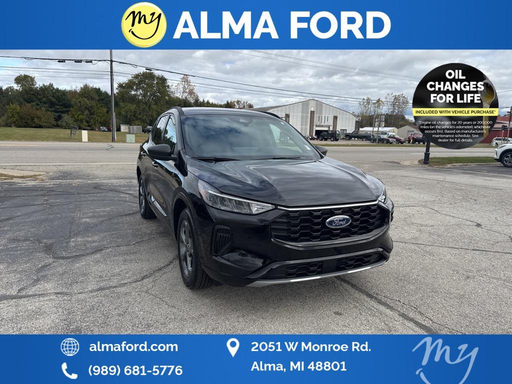 used 2023 Ford Escape car, priced at $25,891