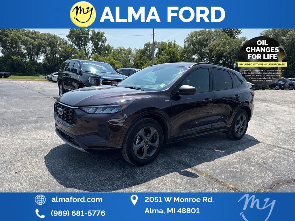 used 2023 Ford Escape car, priced at $24,984