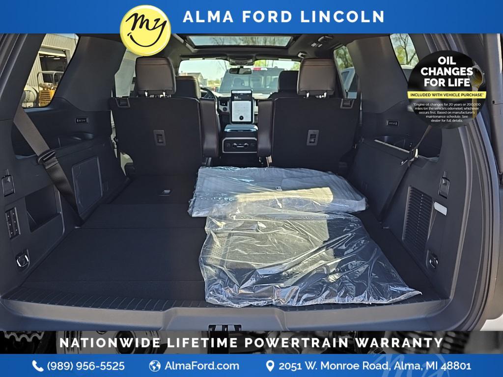 new 2024 Ford Expedition car, priced at $72,394