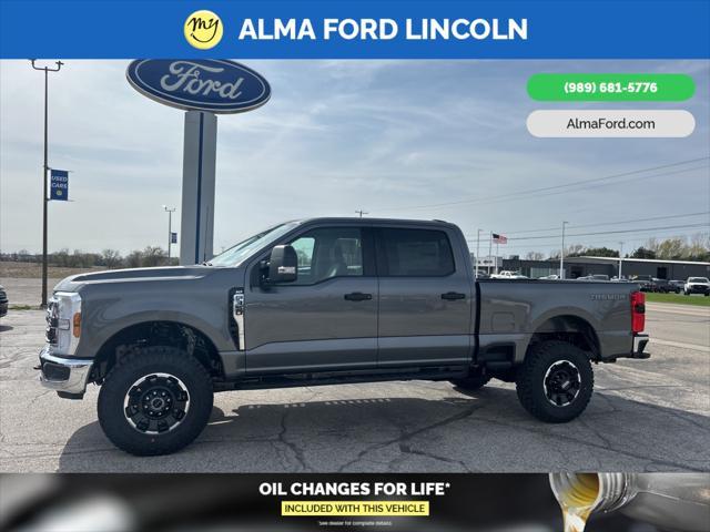new 2025 Ford F-350 car, priced at $63,627