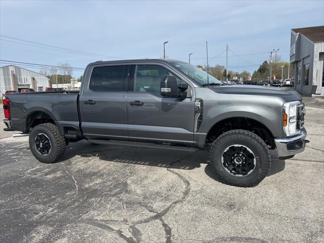 new 2025 Ford F-350 car, priced at $63,627