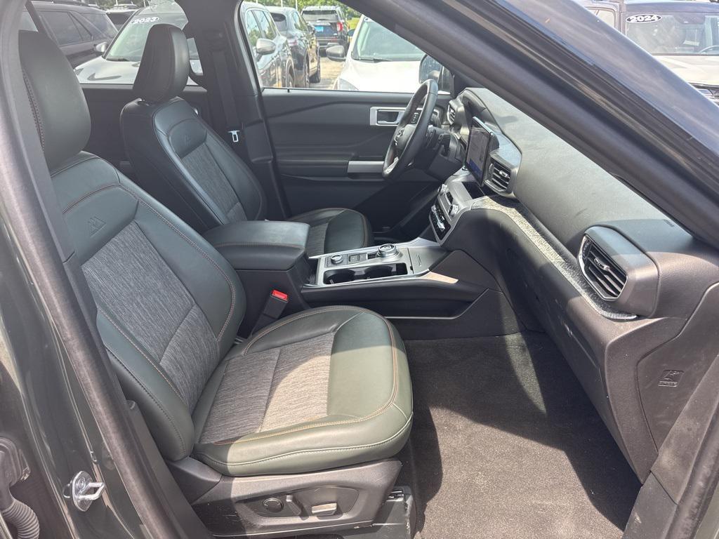 used 2023 Ford Explorer car, priced at $37,484