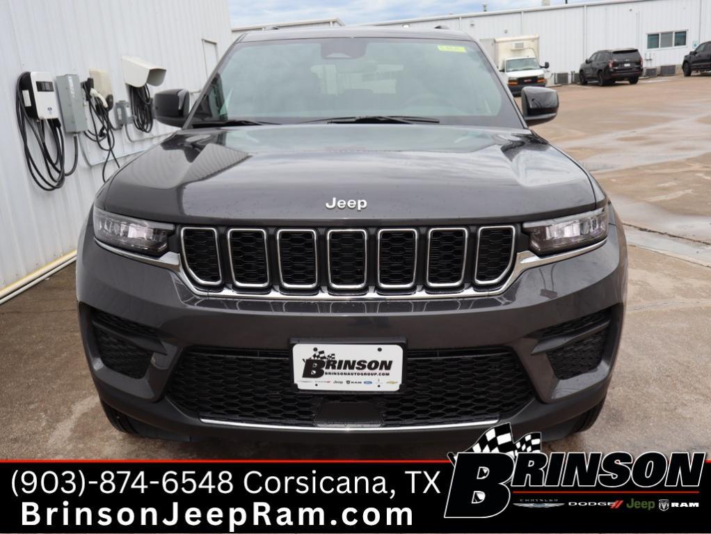 new 2025 Jeep Grand Cherokee car, priced at $39,375