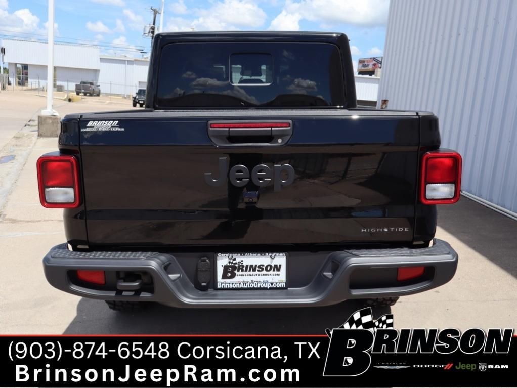 new 2025 Jeep Gladiator car, priced at $41,165